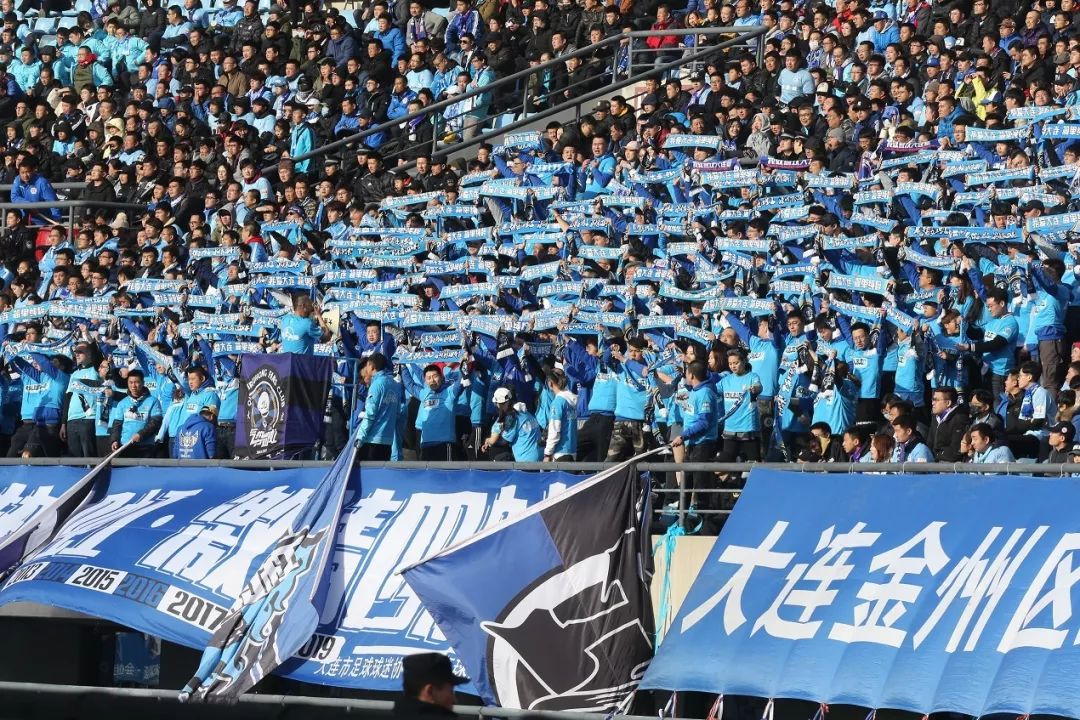 大连一方客场艰难取胜，成功保住积分的简单介绍